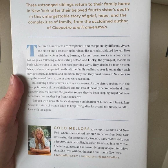 Blue Sisters - Picture 3 of 3